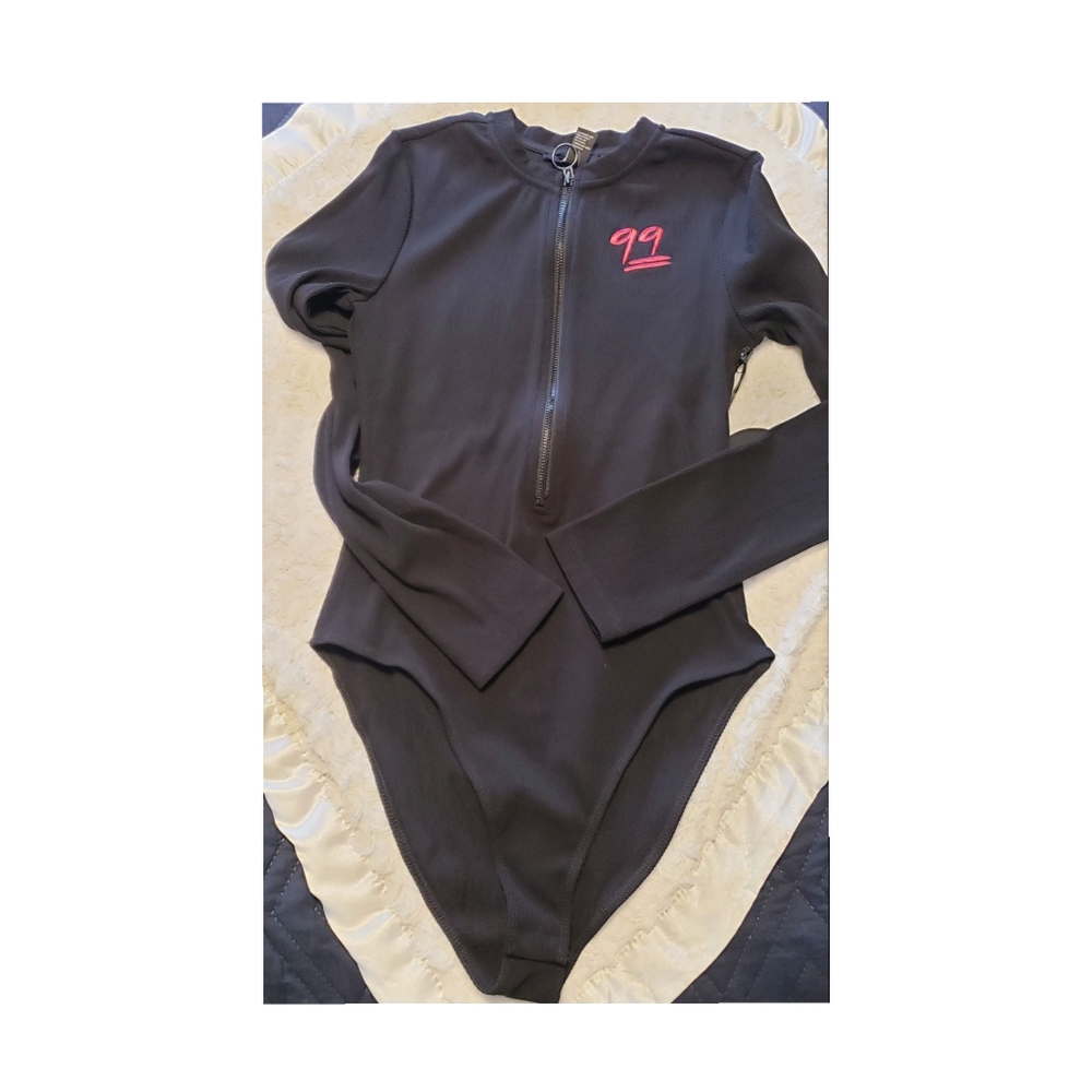 2 pcs embroidered 99 black bodysuit & beanie